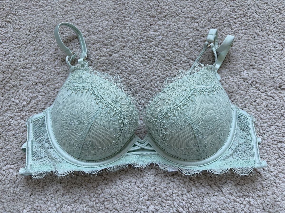 Manor Altra biancheria intima: MANOR Woman BH | 75B – Nuovo (secondo la descrizione) da Rudolfstetten venduto da A_Milione