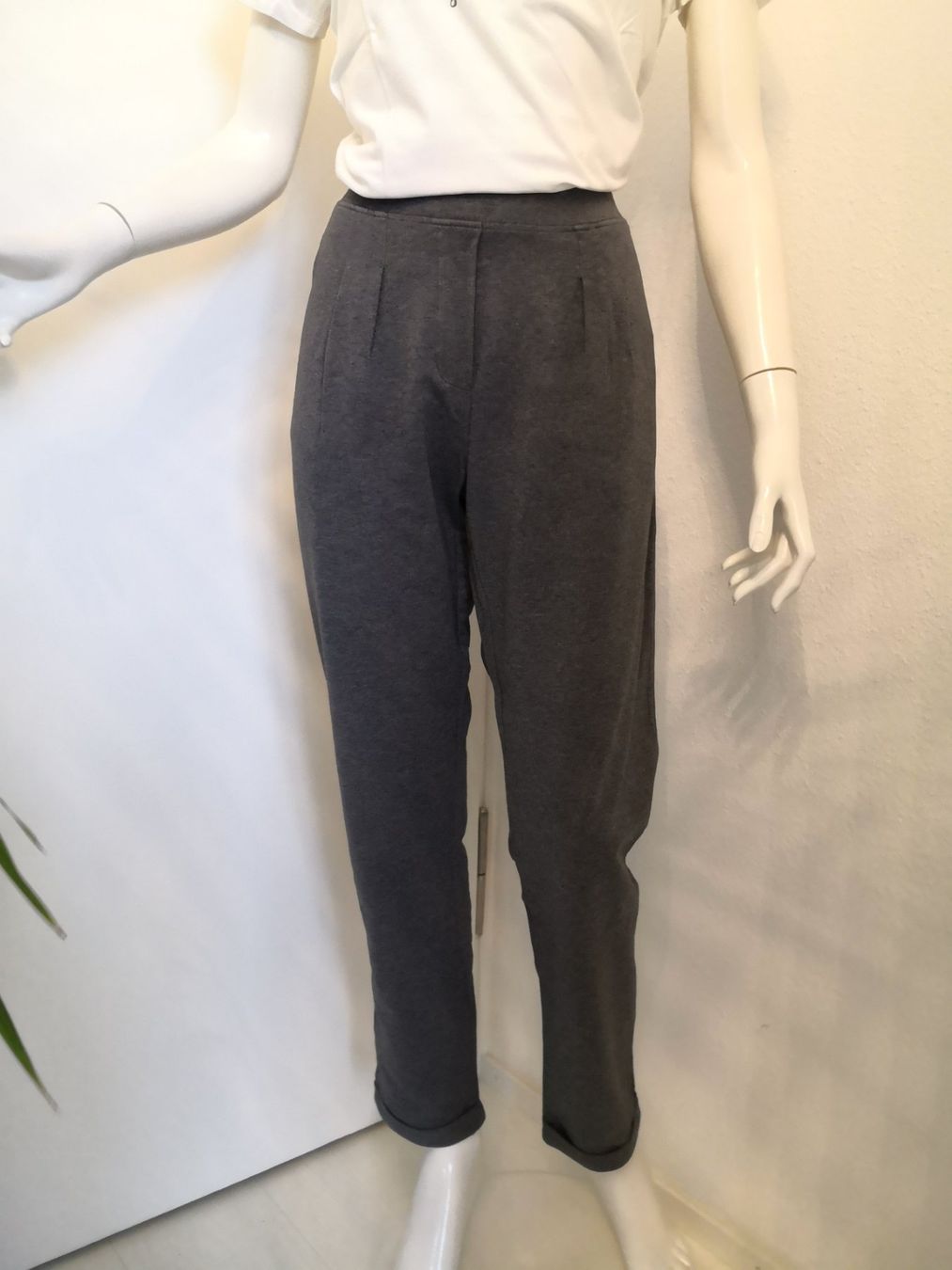 Tchibo Pantaloni: 🤩TCHIBO JOGGING-HOSE GRAU – Nuovo (secondo la descrizione) da Olten venduto da Naja-Twins-Twins 7