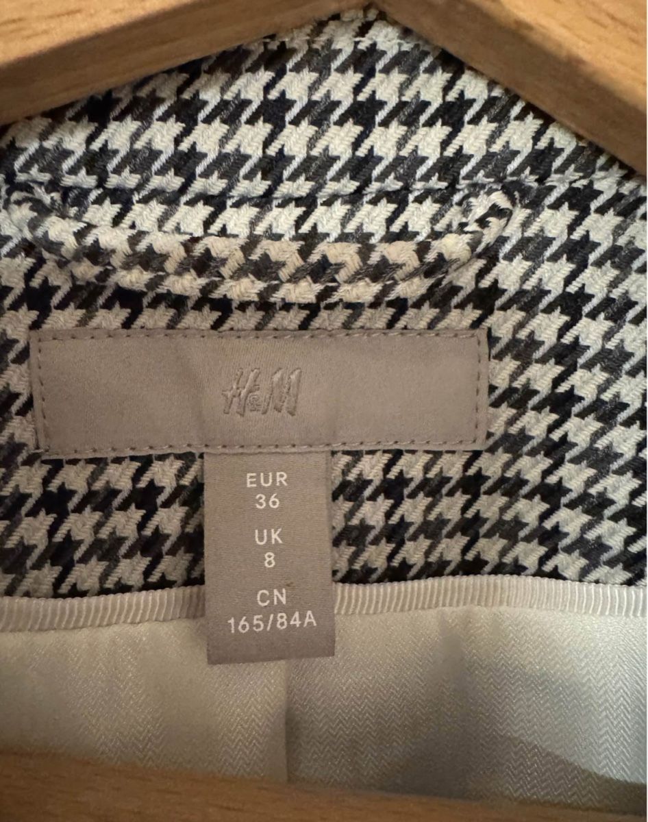 Giacche: Blazer H&M Grösse 36 Hahnentrittmuster – Usato da Niederbüren venduto da Oetschli 1