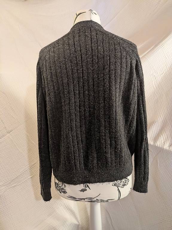 Giacche: Strickjacke grau Grösse S – Usato da Schwyz venduto da Magdalena86 2