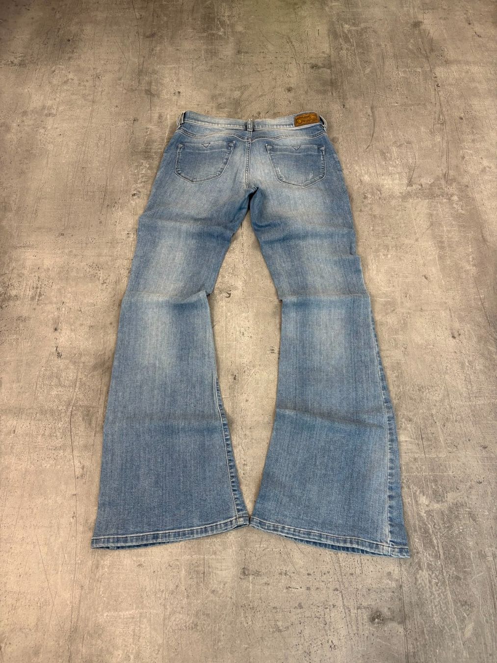 Diesel Jeans: Vintage Diesel Bootcut Flared Jeans (M) – Nuovo (secondo la descrizione) da Werdenberg venduto da hase.vintage 1