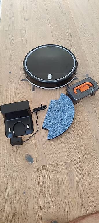 Staubsauger & Zubehör: Saugroboter / Wischroboter – Gebraucht aus Gisikon von s-halef