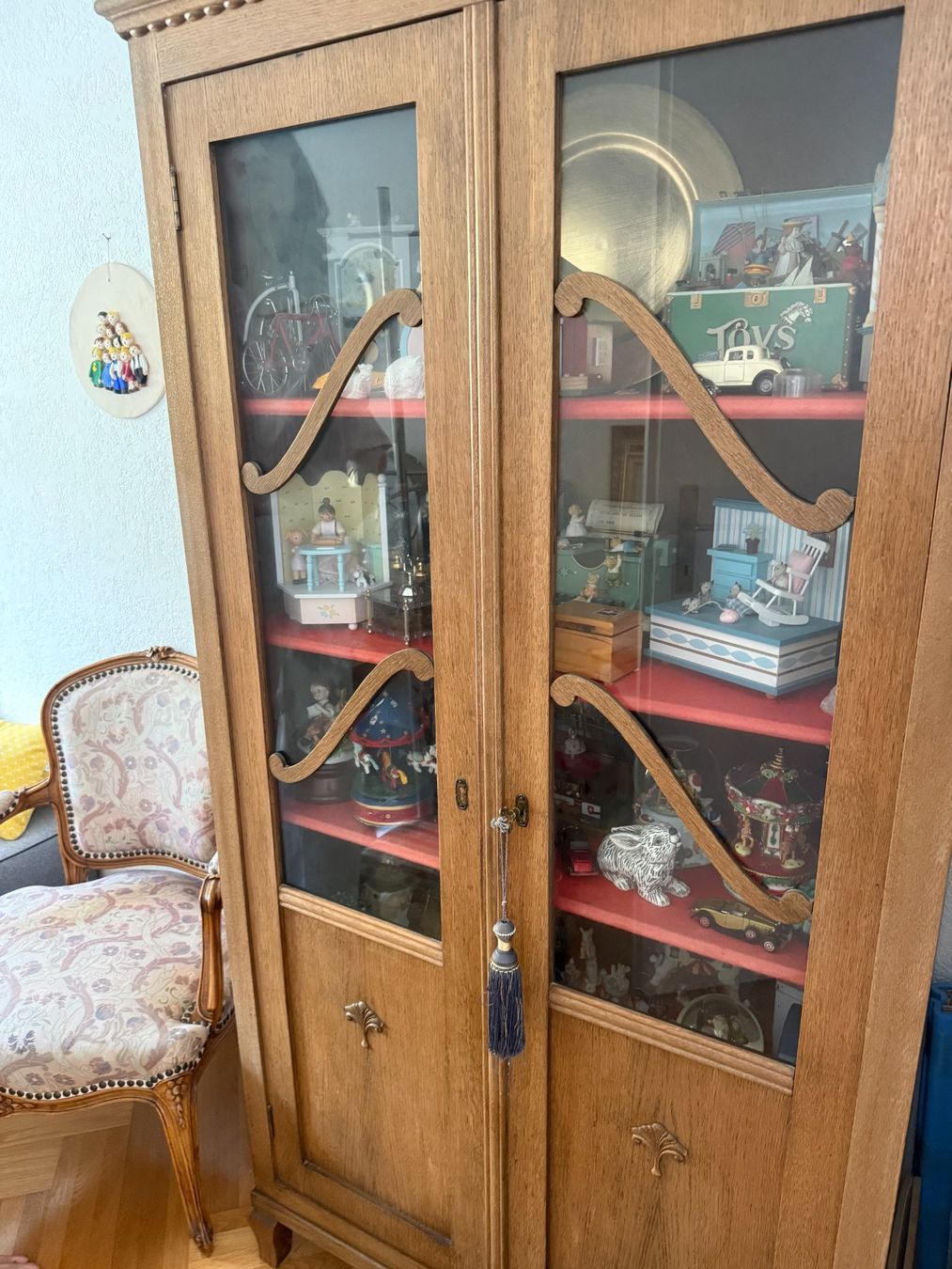 Vetrine: Vitrine aus Eichnholz – Usato da Köniz venduto da Evafelchlin 1