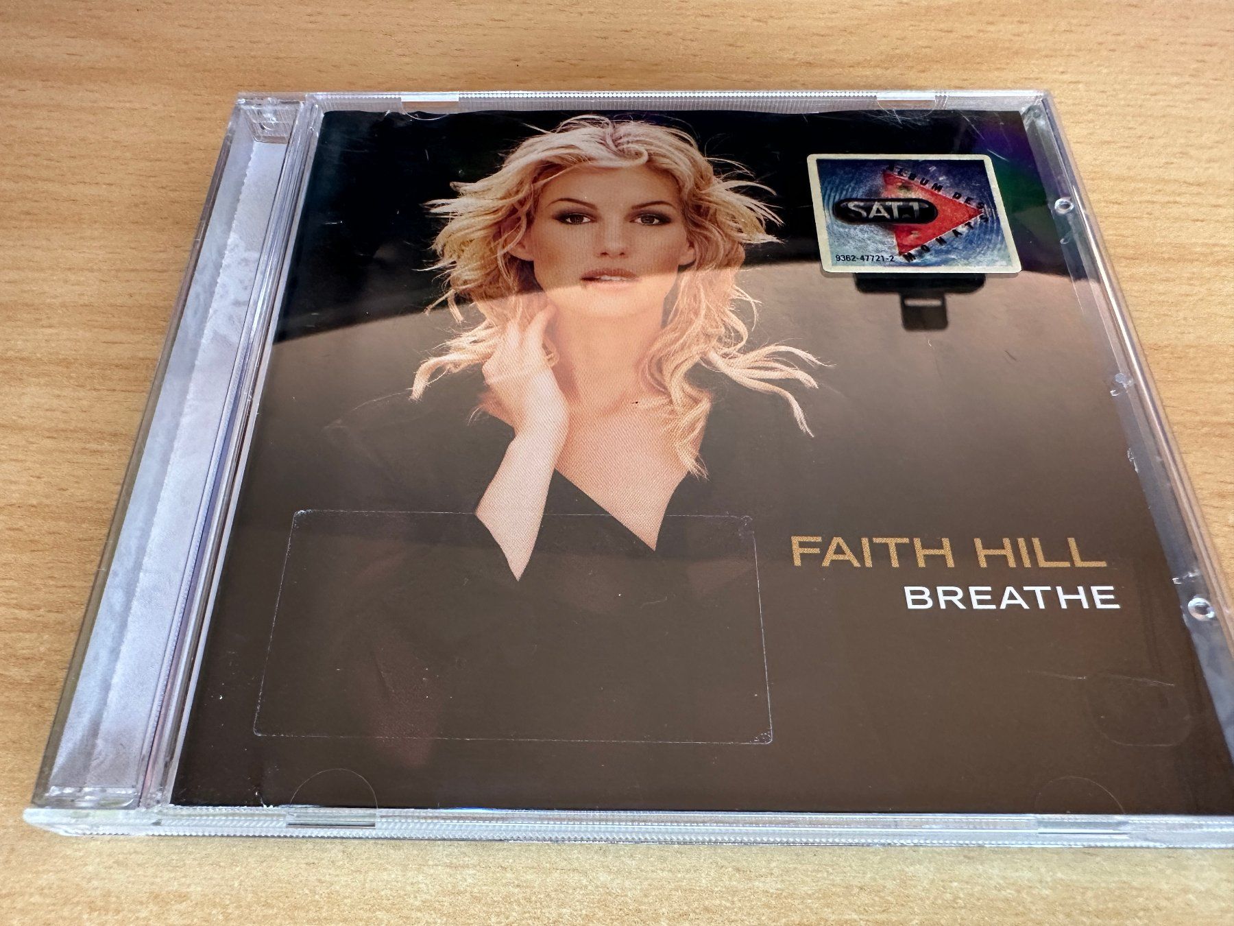 CD: Faith Hill – Breathe – Usato da Rikon im Tösstal venduto da Alpenmutz