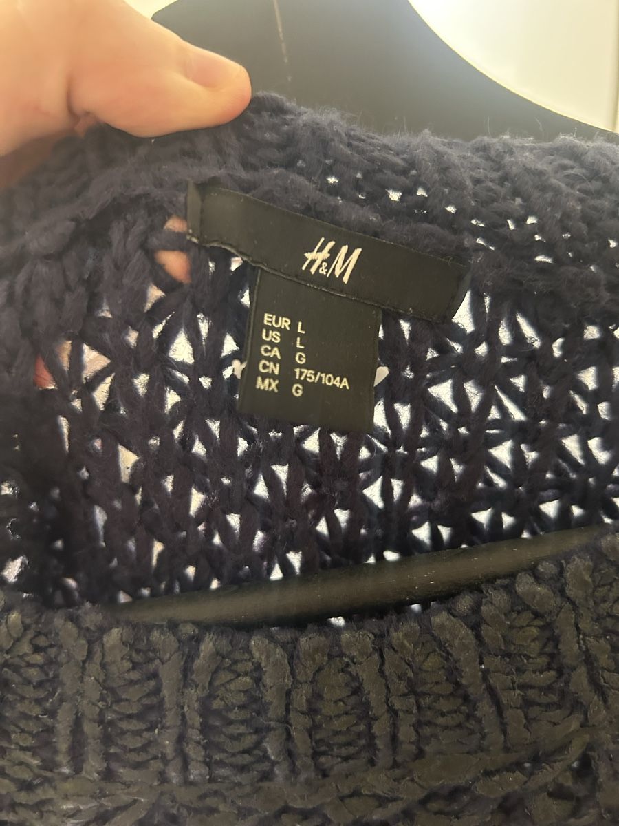 H&M Pullover & Sweatshirts: Oversize Pulli, metallic optik – Gebraucht aus zürich von Jaz.Oe 3