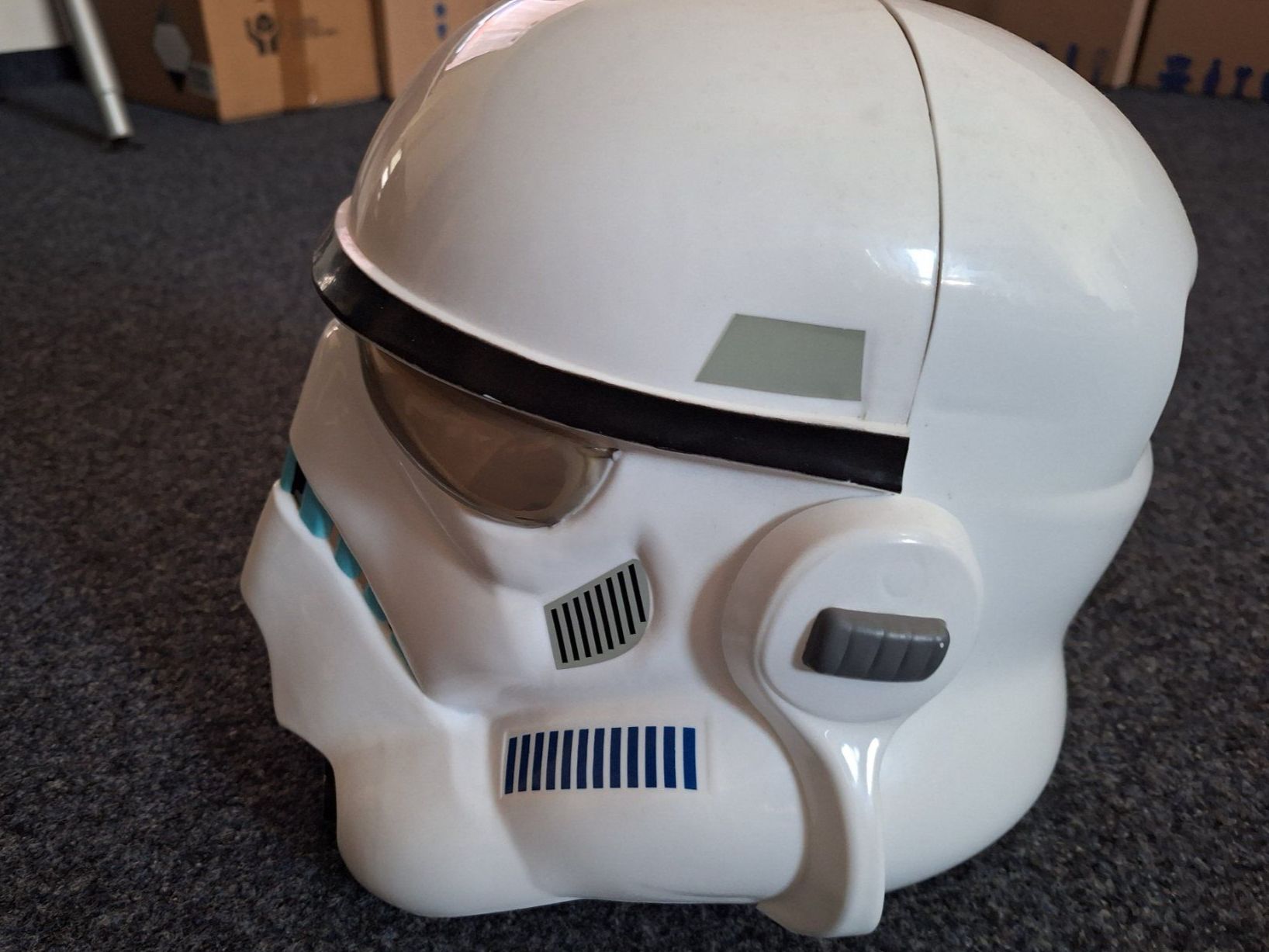 Maschere: STAR WARS HELM  CLONE WARS STORM TROOPER – Usato da Winterthur venduto da Destinatio 2
