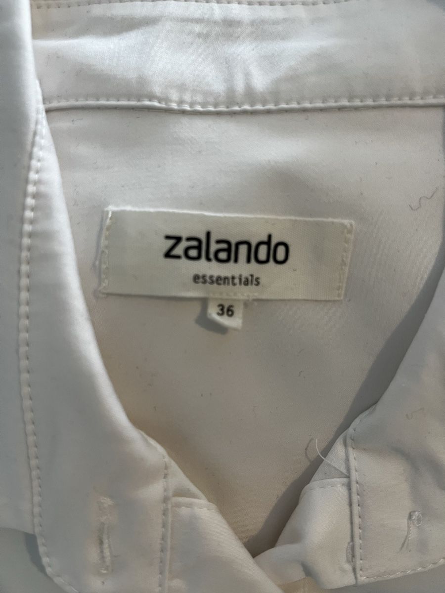 Camicette: Weisse Bluse Zalando Gr. 36 Top Zustand – Usato da Schübelbach venduto da lan_2rdc