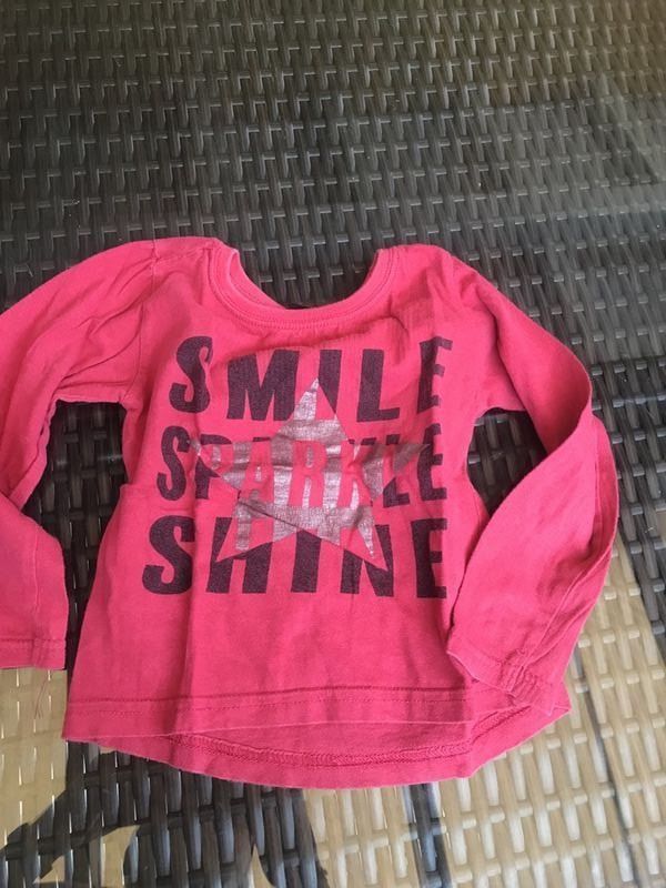 Maglioni & Felpe: Baby Mädchen Sweatshirt 104 – Usato da Bergdietikon venduto da antovale