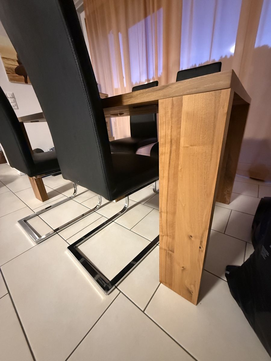 Interio Tische: Esstisch Nussbaum – Gebraucht aus Windisch von _sru_ 2