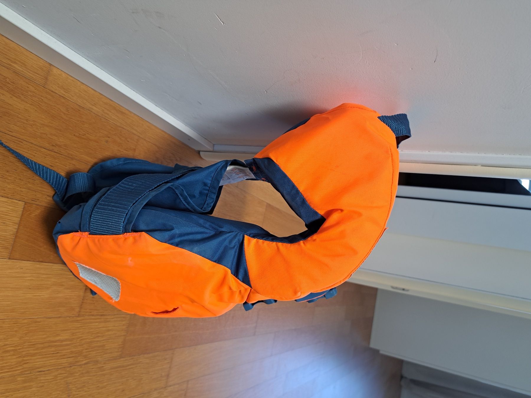 Gilet & Giacche: Safety vest for child – Usato da Dietikon venduto da aaroche 1