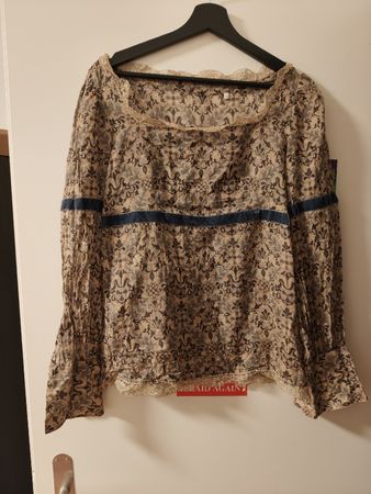 Damen Bluse Ornament Muster mit Spitzenbesatz beige braun