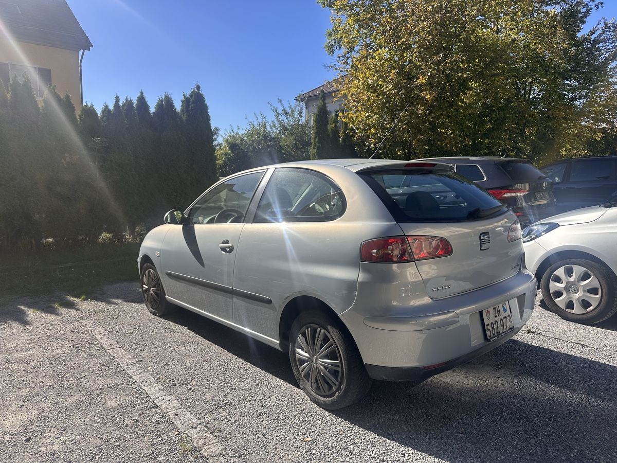 Seat Autos: Seat Ibiza – D'occasion à Schalchen par fra_qj2c