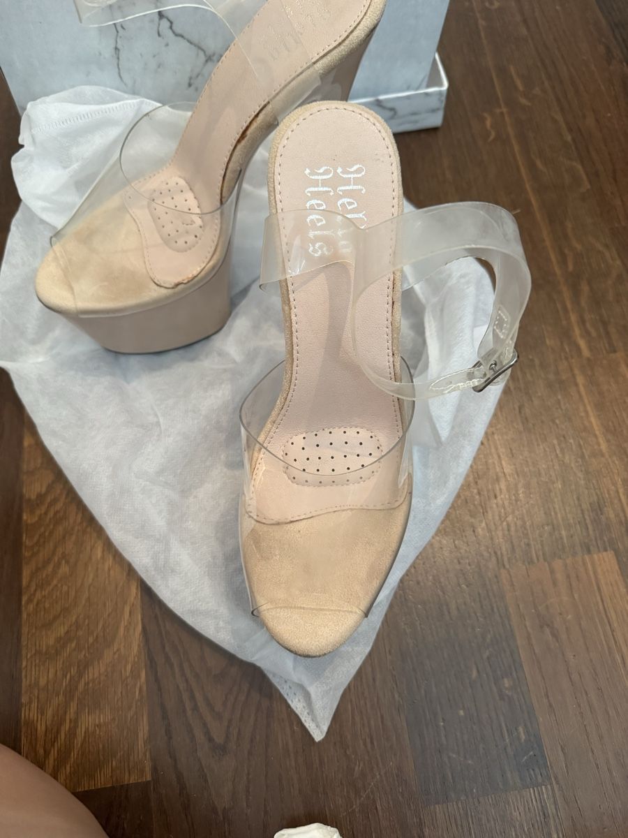 Scarpe da donna: Hellaheels, Grösse 40, 7in, beige – Usato da Dietikon venduto da min_cnk8 1