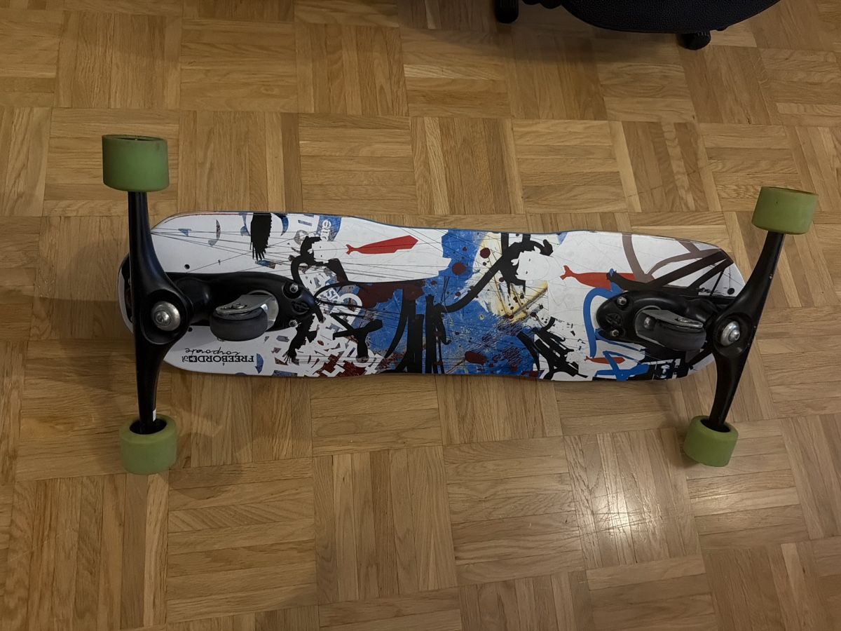 Skateboards: Freebord 75 – D'occasion à Brügg BE par traindenuit