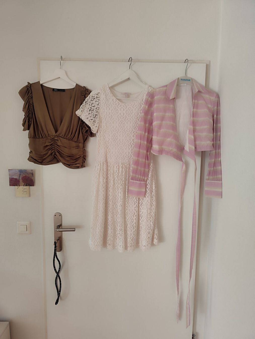 Lots de vêtements: Alles Marken - Kleid & grüne Bluse & Wickelbluse Gr. M 38 – Neuf (Voir description) à Zürich par Claudia_Zueri