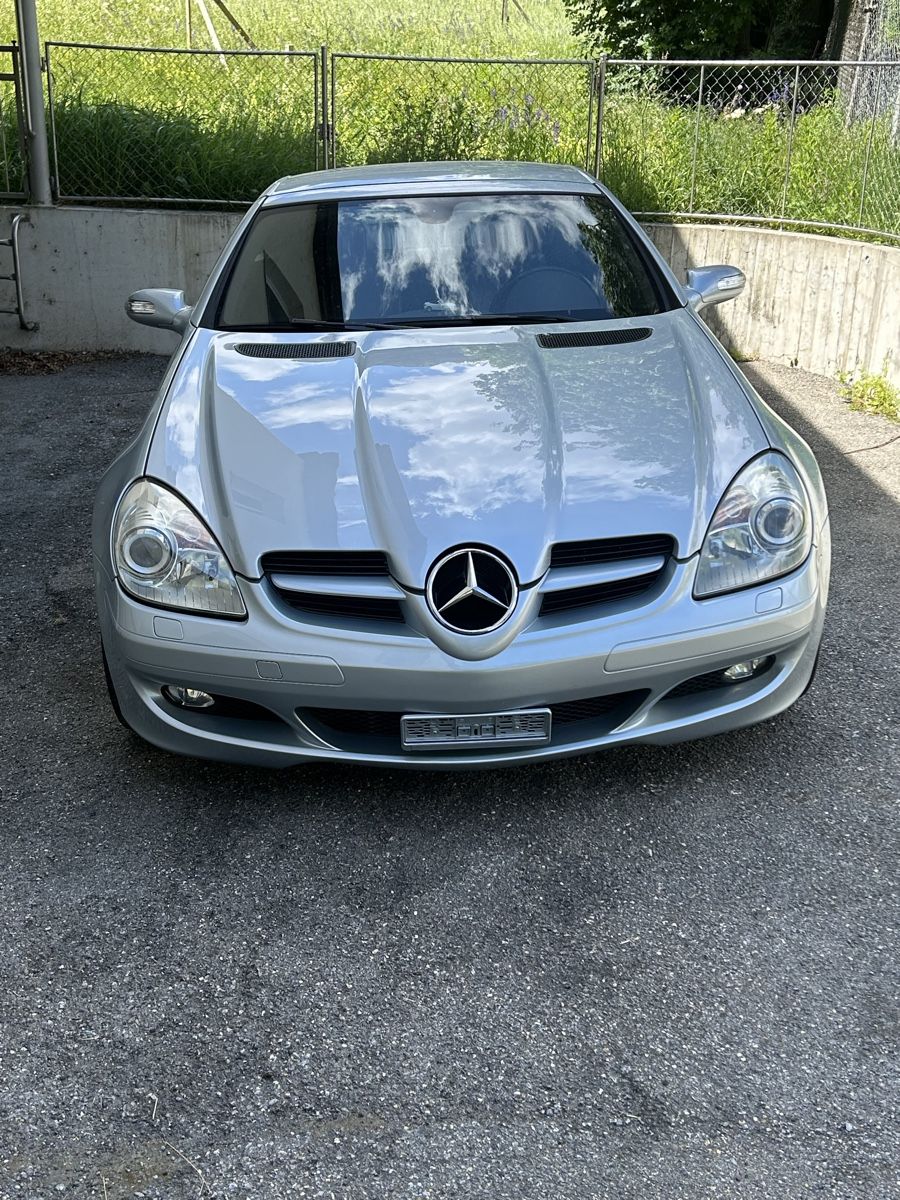 Mercedes-Benz Autos: Mercedes SLK 350 V6 – Gebraucht aus Brig von Madison6 1