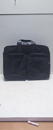 Businesstasche von Lacoste. (nov926)