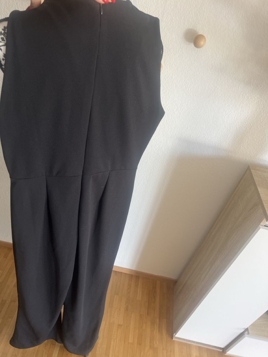 Wal G. Tute: Jumpsuit schwarz mit Spitzeneinsatz – Nuovo (secondo la descrizione) da Winterthur venduto da tan_f66m 2