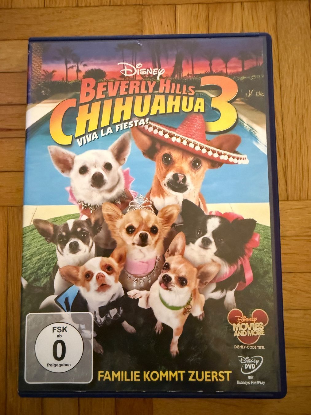 Tutti i DVDs: Beverly Hills Chihuahua 3 – Usato da Brunnen venduto da pel_vk7g
