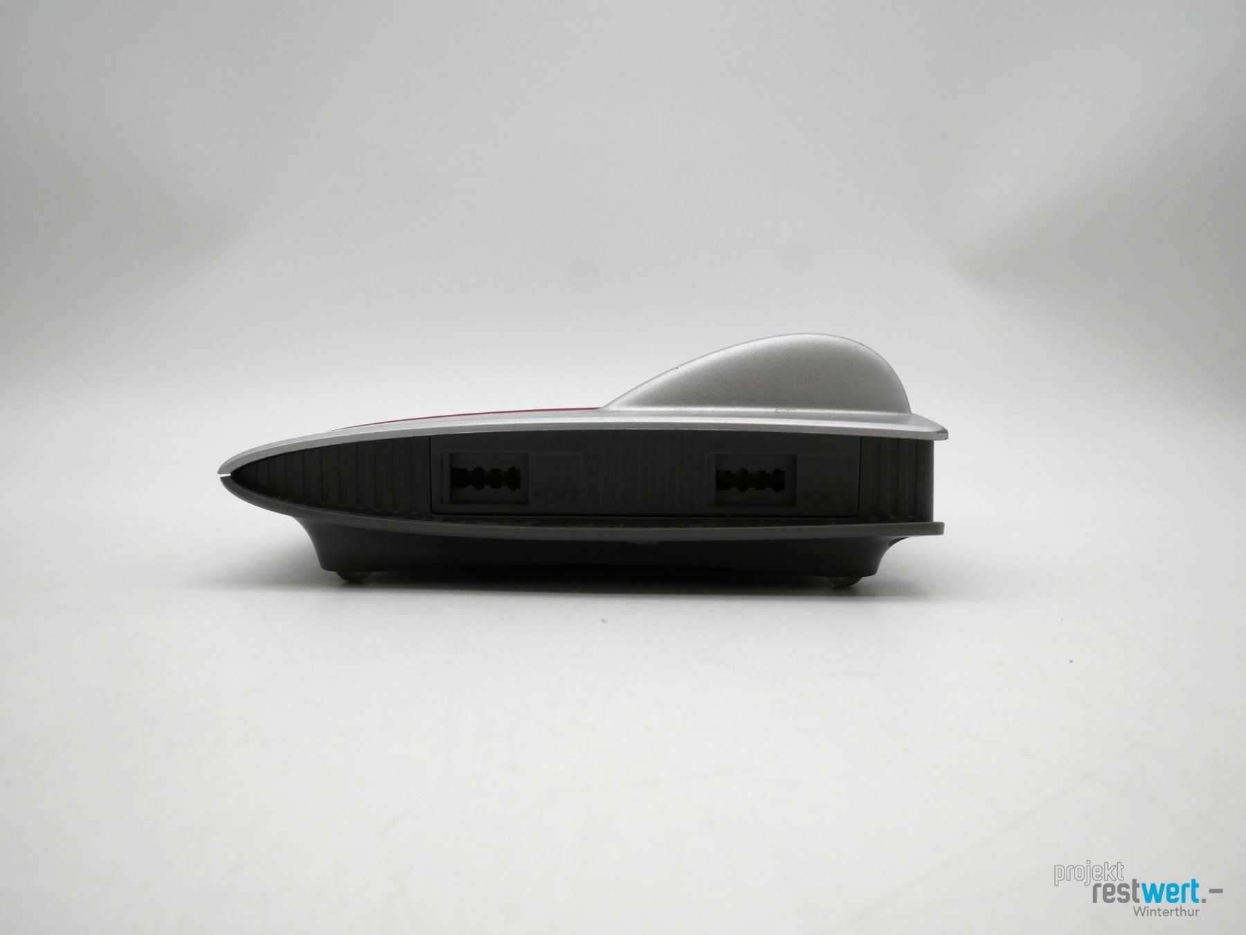 Fritz Modem & Router: FRITZ! Box 5490 Router grau rot – Usato da Winterthur venduto da Restwert_Winterthur 4