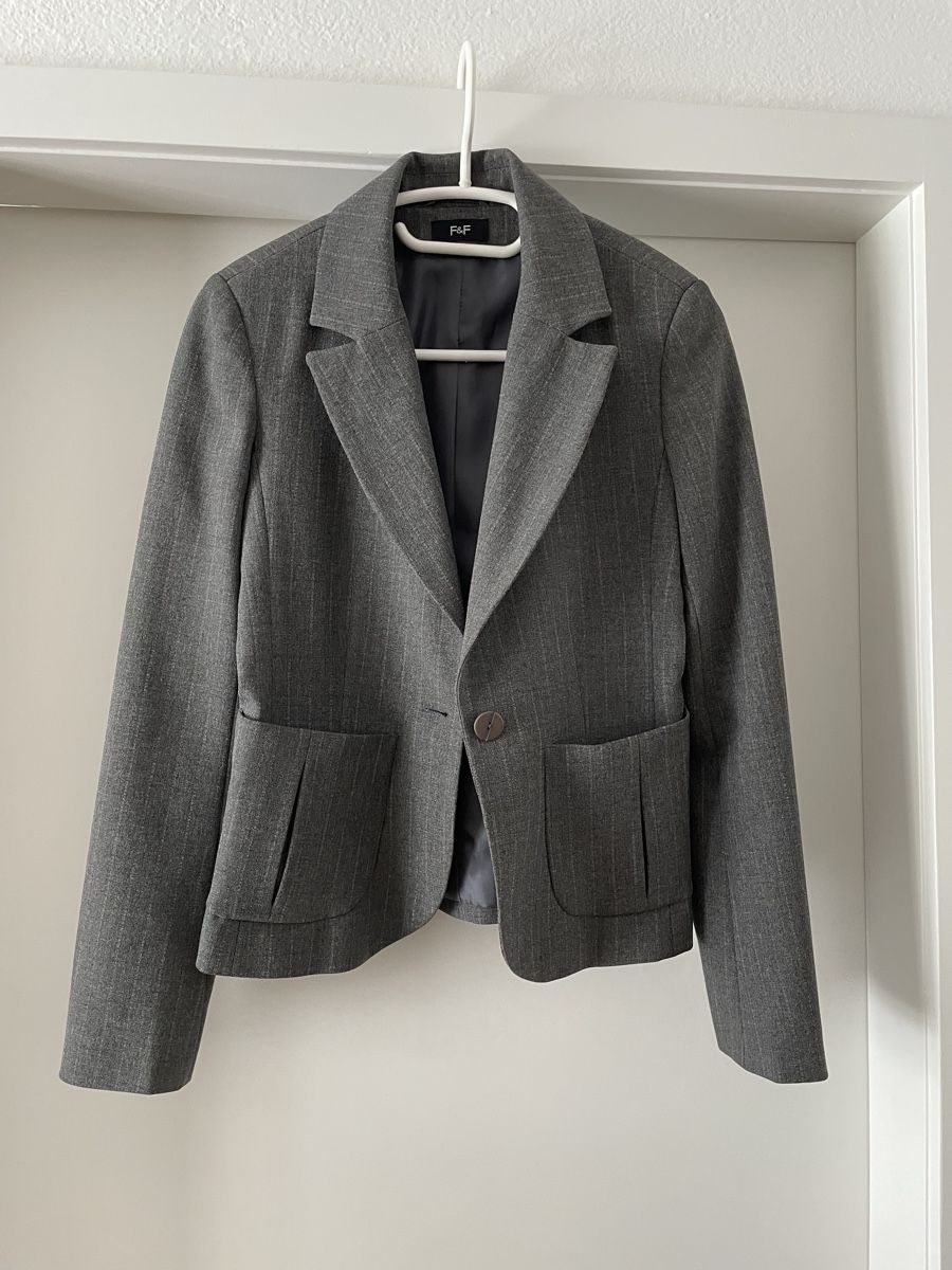 Giacche: F&F Blazer selten getragen – Usato da Ipsach venduto da takacseni