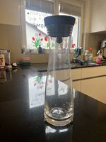 Neue Wasserkaraffe der Marke WF