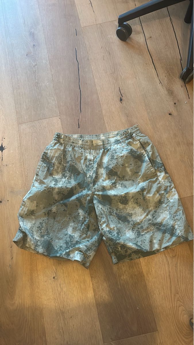 Live Fast Die Young Pantaloni: LFDY Shorts Gr. S – Nuovo (secondo la descrizione) da Kriens venduto da lor_2x76