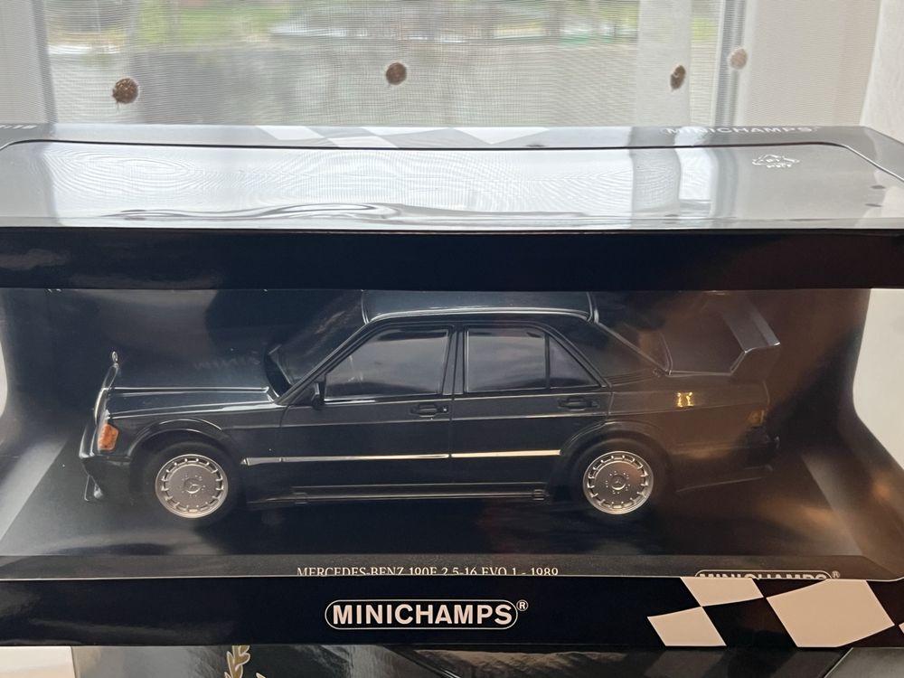 Mercedes 190E 2.5-16 EVO 1 Neu Minichamps (Neu und