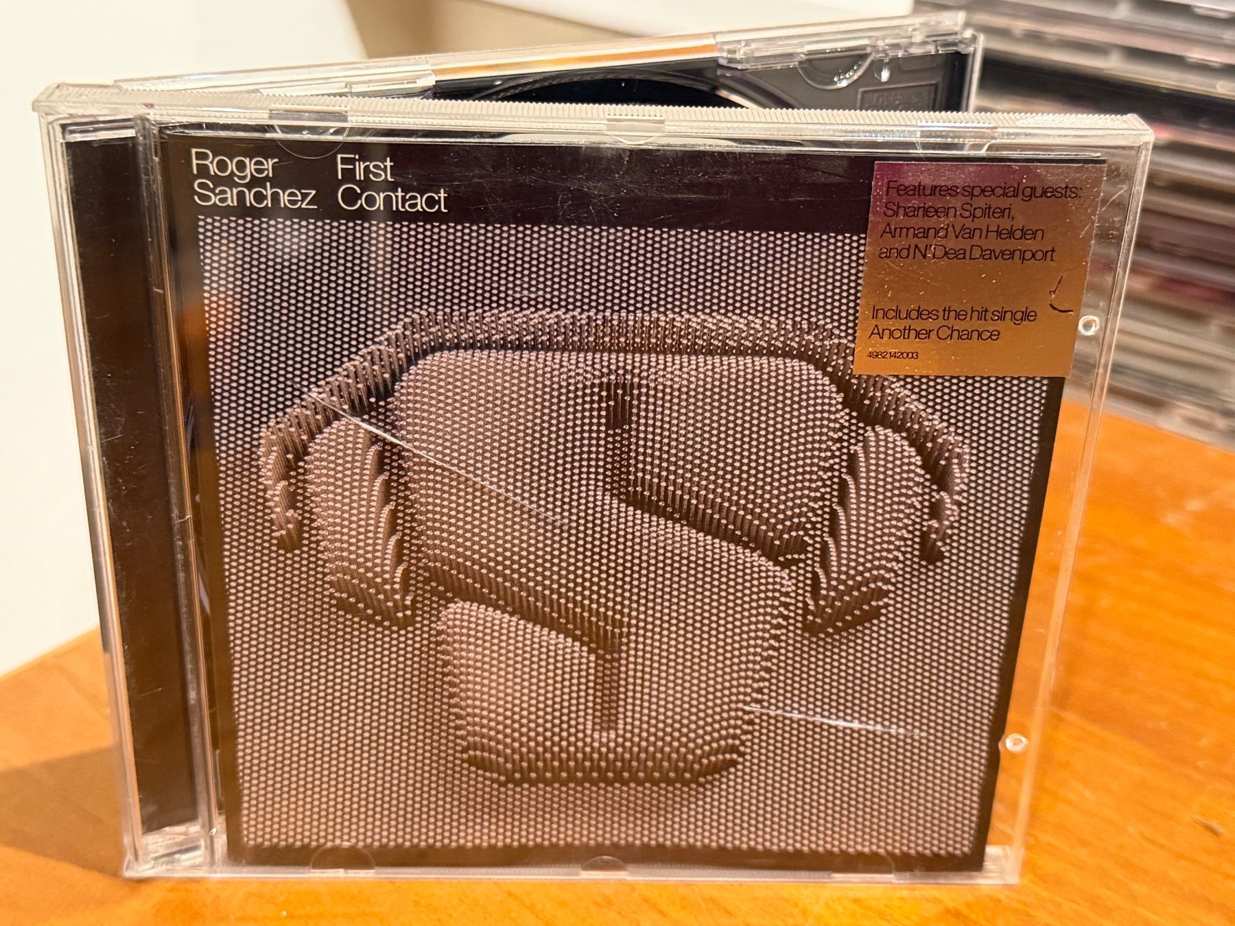 CD: Roger Sanchez - First Contact - KA01B – Usato da Küsnacht ZH venduto da pdproject