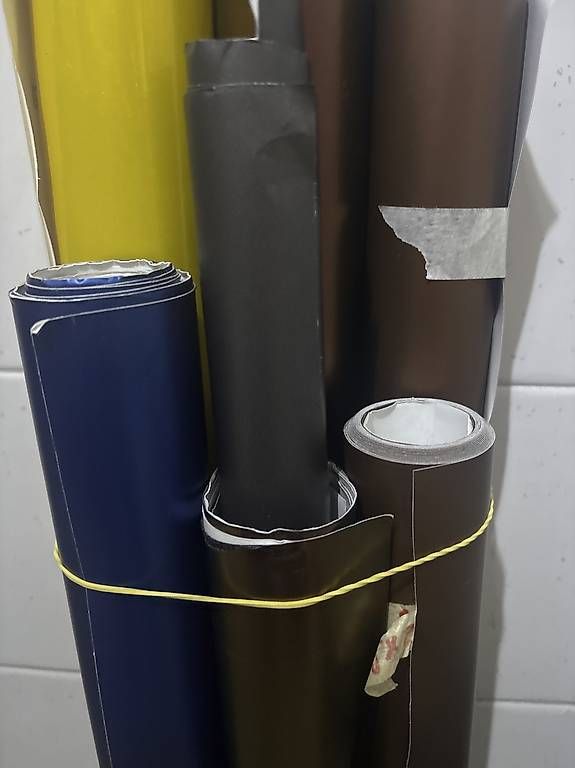 Carte da parati: Pellicole professionali per wrapping auto – Usato da Derendingen venduto da Giusi30 1