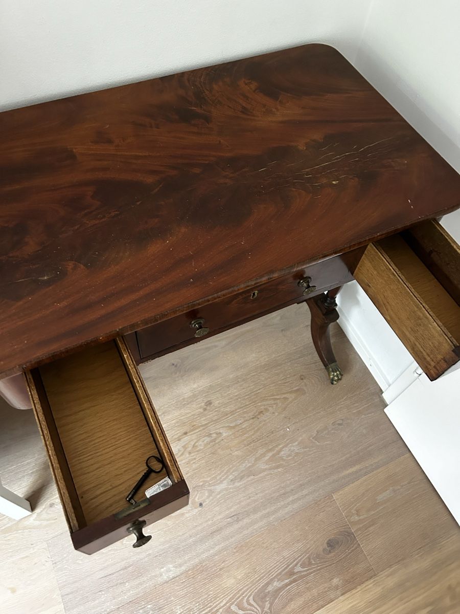 Schreibtische: Antique Mahogany Table – Gebraucht aus Horgen von kel_5wyx 2