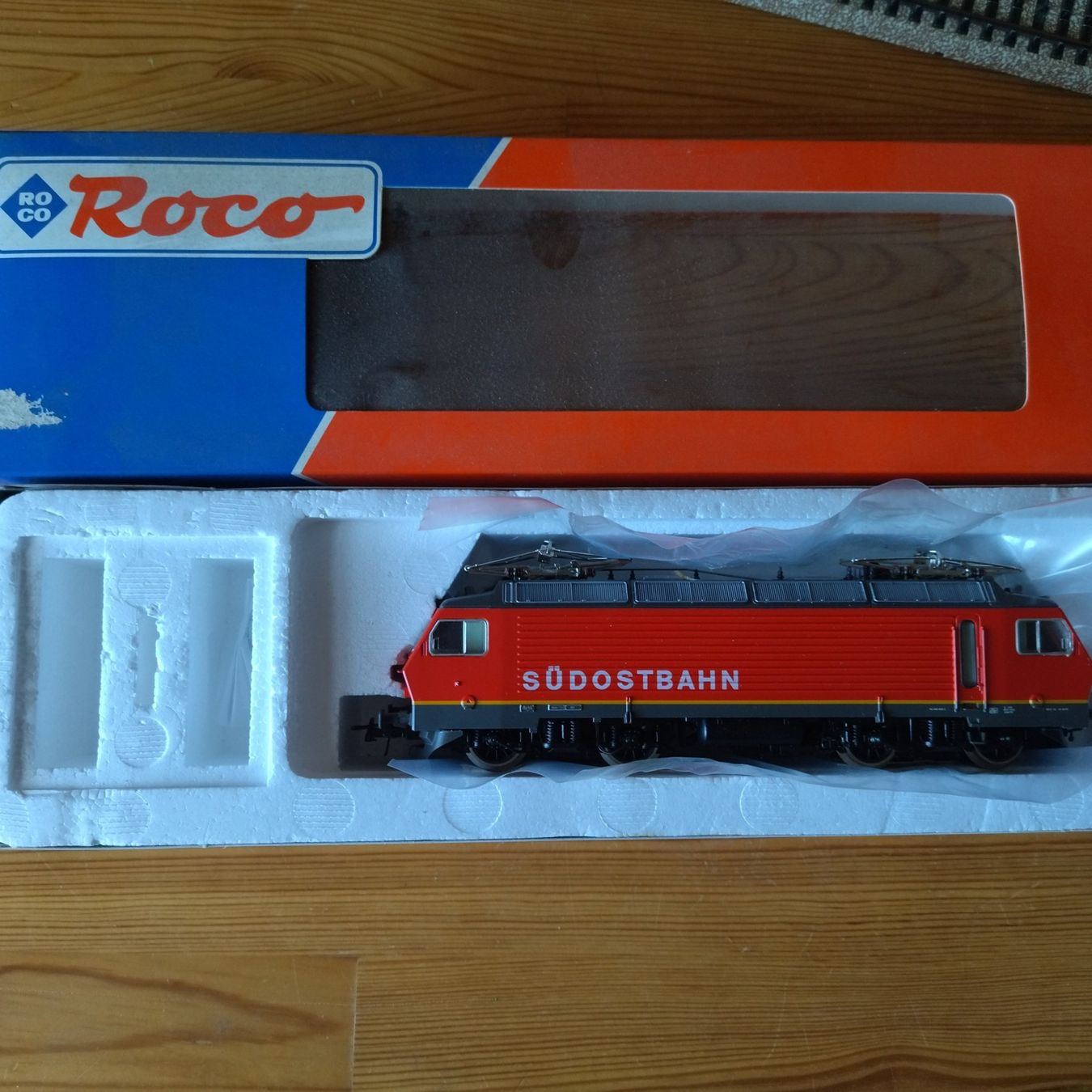 Roco Modelleisenbahnen: Roco Lok 43542 (877) – Defekt aus Basel von BeanieUp 5