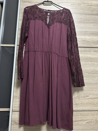 Bodyflirt Spitzenkleid Weinrot Gr. 42/44 Abendkleid Festlich