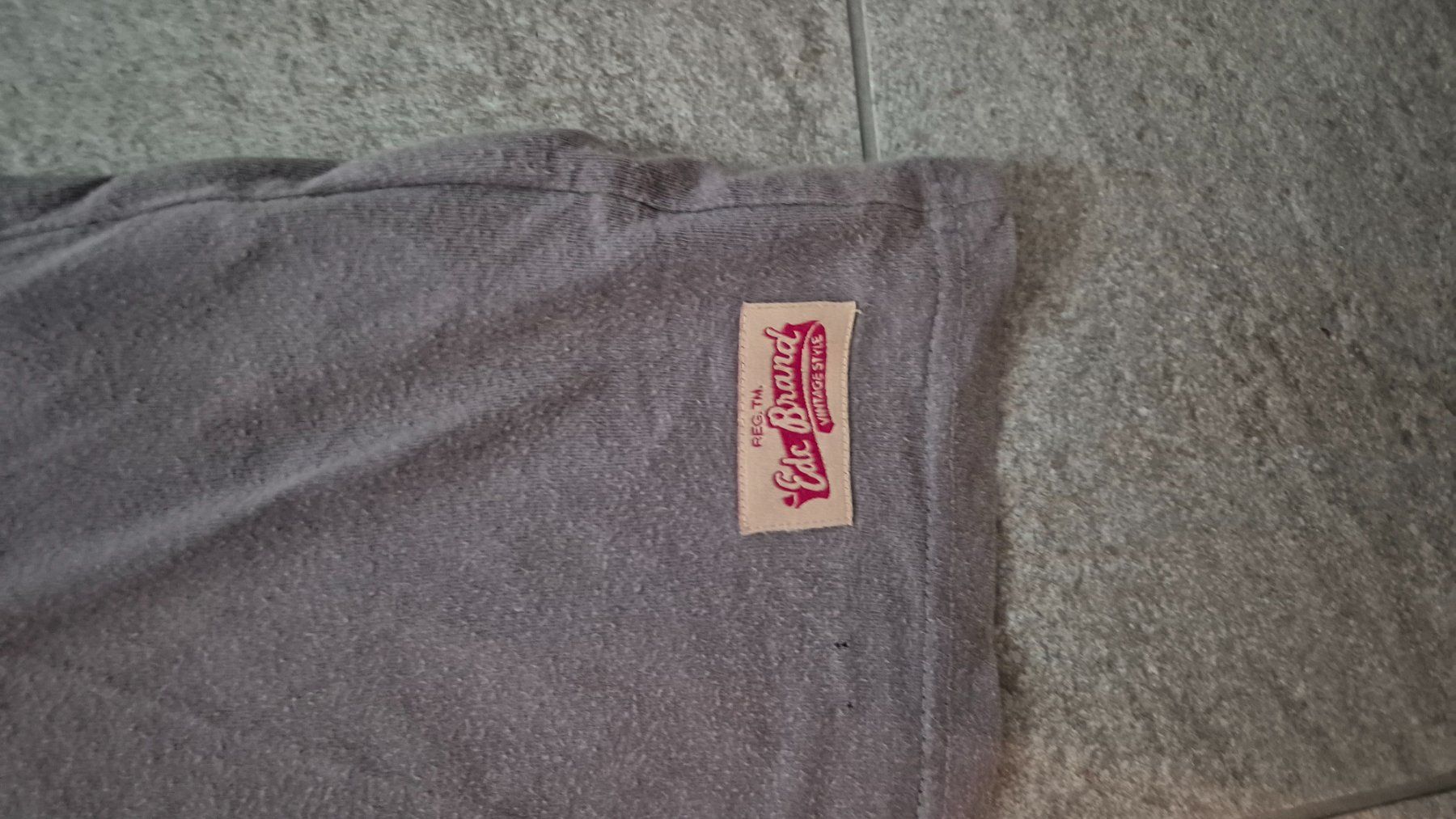 T-shirt: T shirt  uomo taglia L – Usato da Gordevio venduto da RUBY104 2