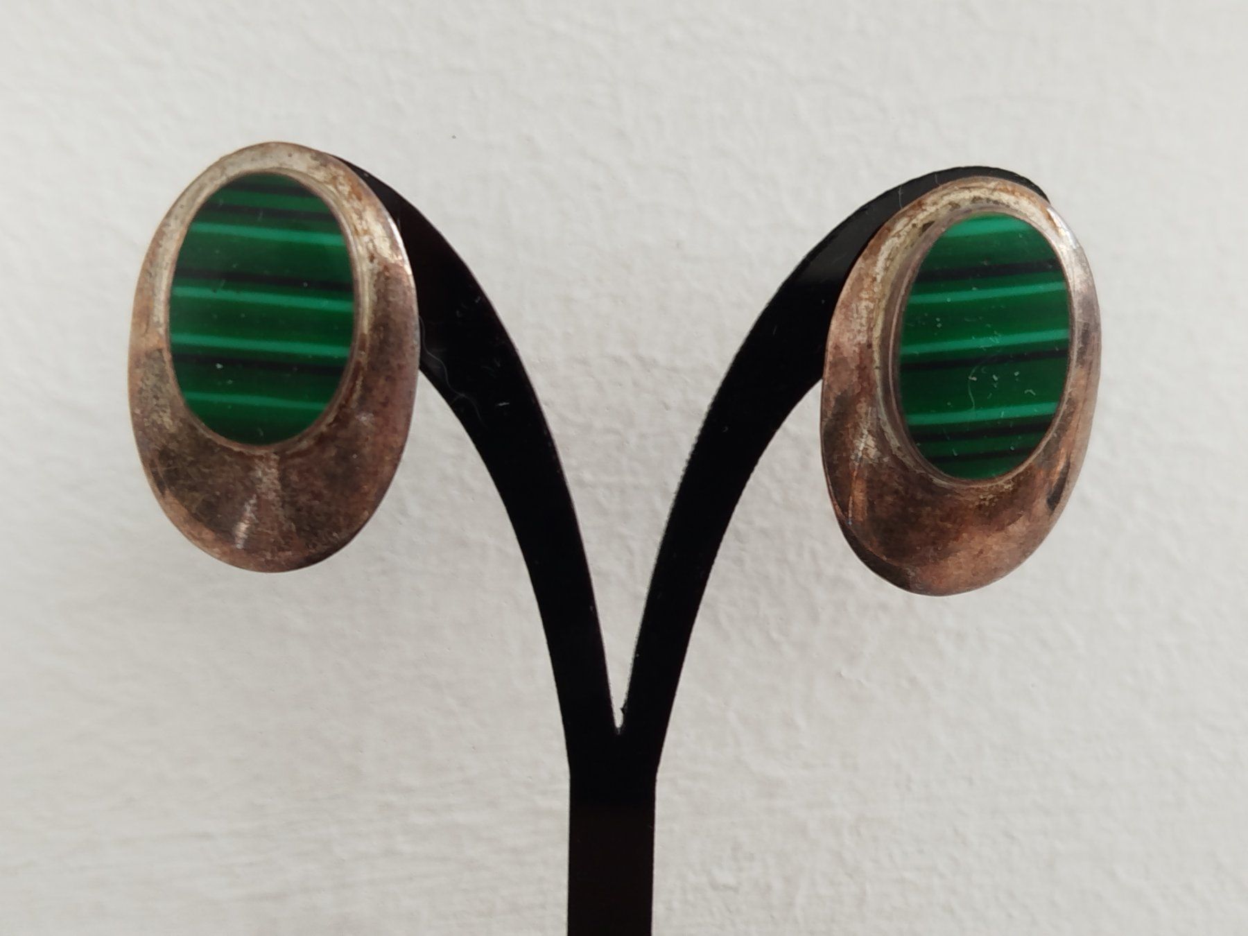 Boucles d'oreille: Vintage Silber Ohrstecker mit Malachit – D'occasion à Muhen par Monadh
