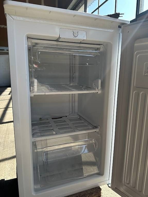 Gefrierschrank: Tiefkühlschrank "Kibernetik TK65L" – Gebraucht aus Felben-Wellhausen von Pktf