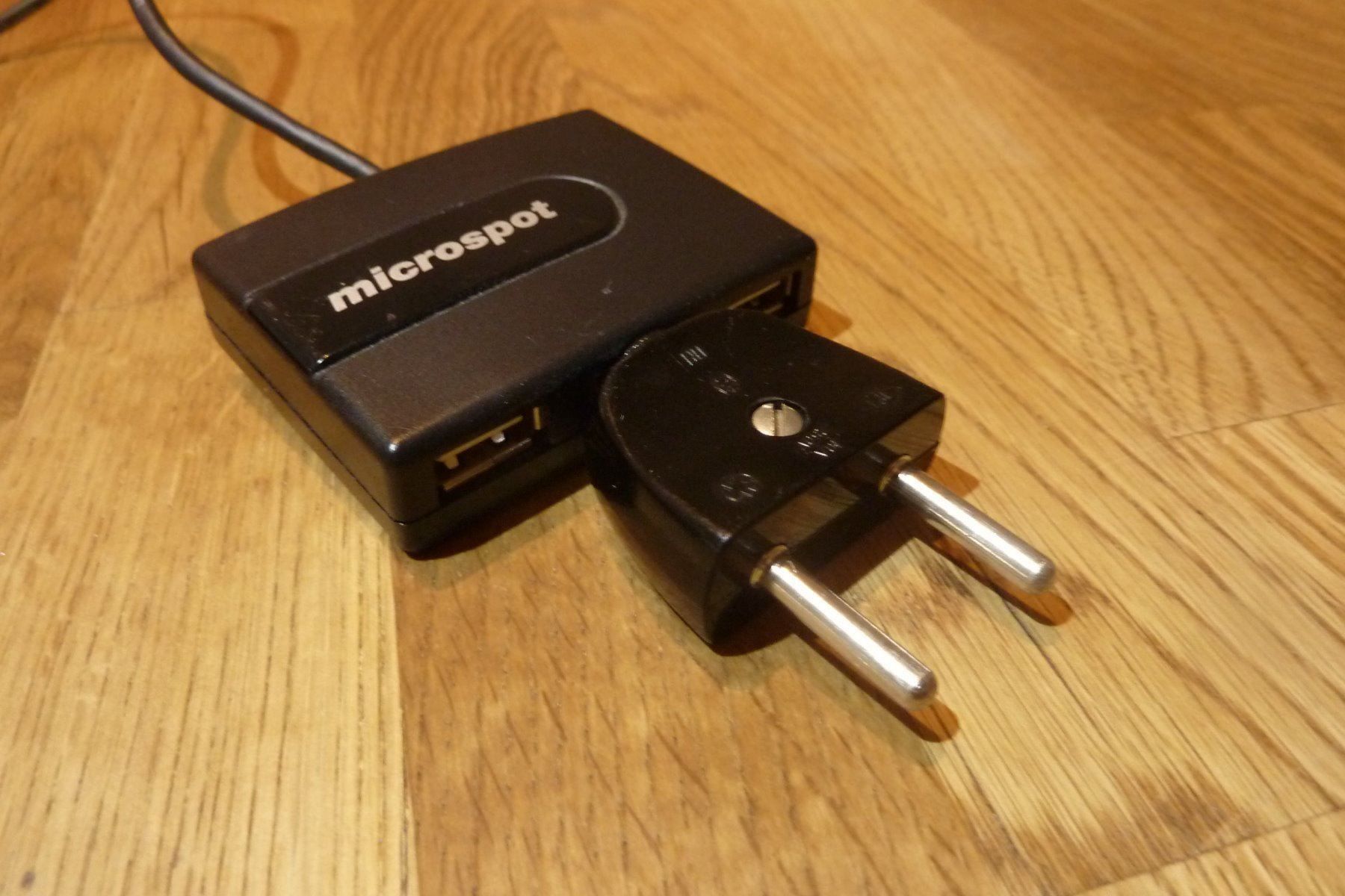USB Sticks: USB Stick im Retro 2Pol Bakelit handmade – Neu (gemäss Beschreibung) aus Hochfelden von swissice 9
