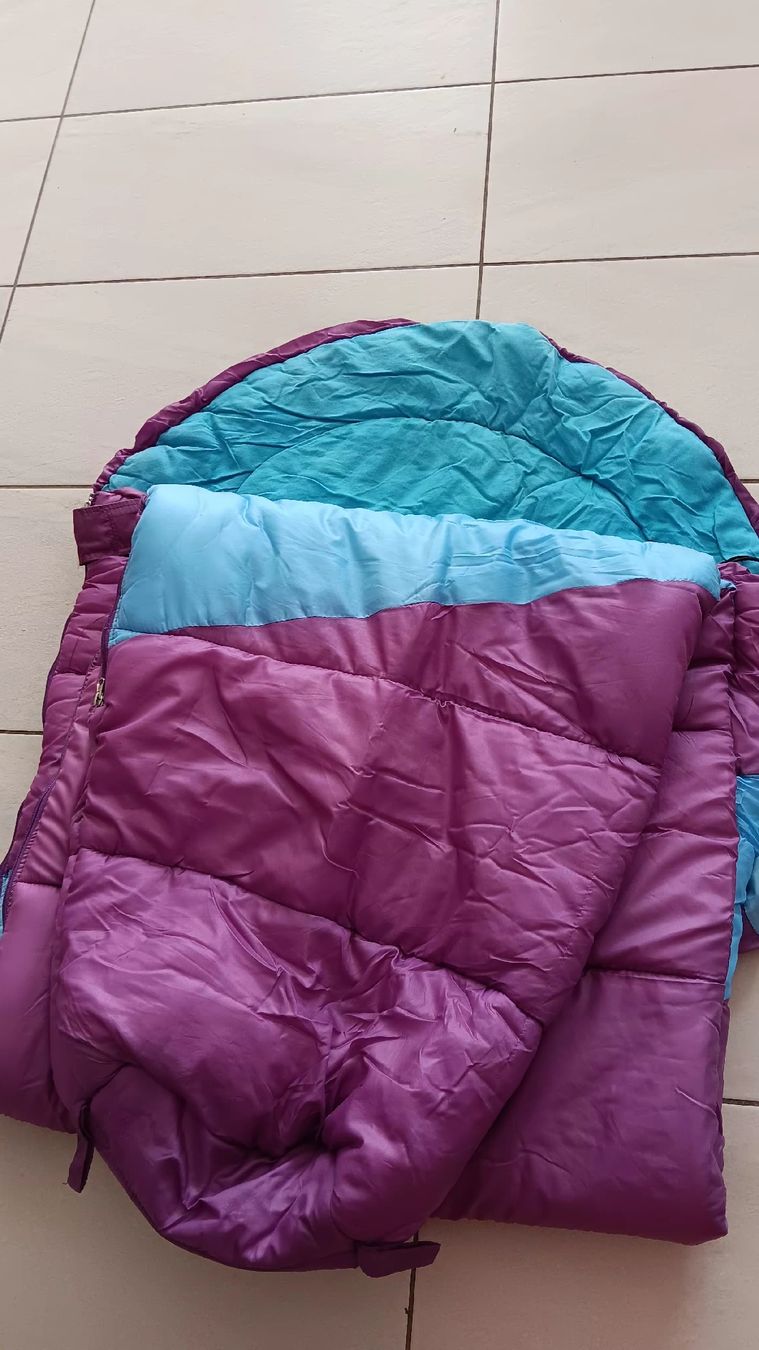 Sacs de couchage: Sacco a pelo viola buonissimo stato – D'occasion à Carena par gra_yz7p 1