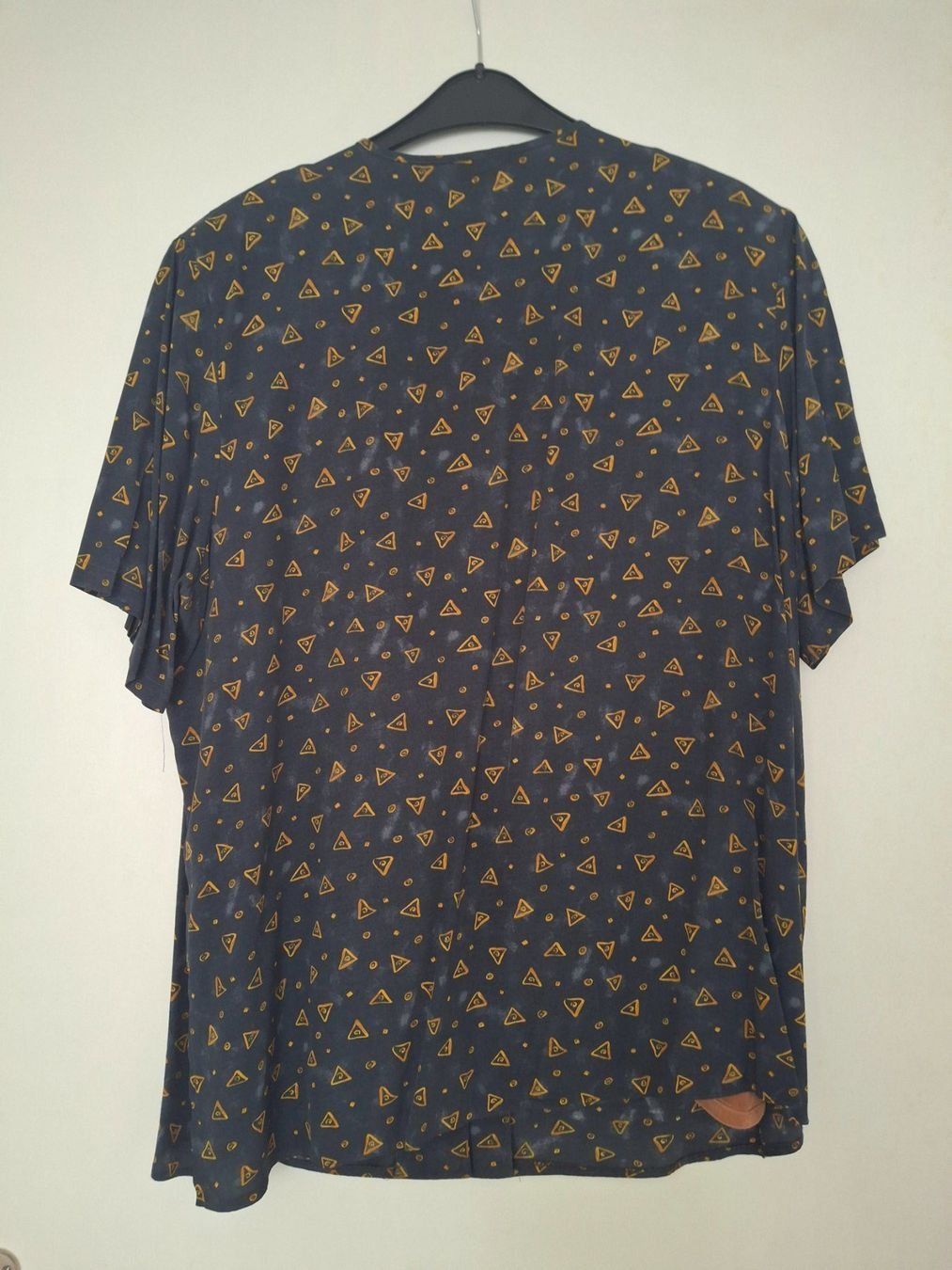 Lotti di vestiti: 2-teiler, Bluse mit chicem Top, Grosse Grössen – Nuovo (secondo la descrizione) da WALTERSWIL SO venduto da thb_ybm8 2