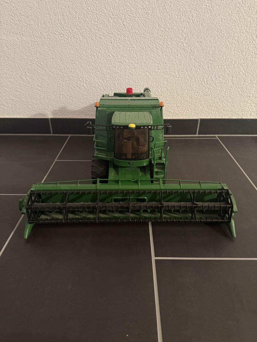 Bruder Giocattoli: Johndeere Mähdrescher T670i – Usato da Dörflingen venduto da jos_cc7m 2