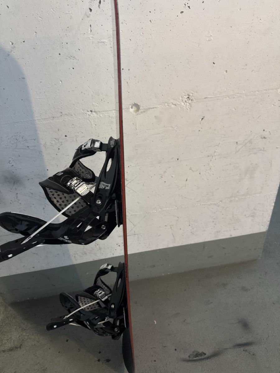 Nidecker Board: Snowboard 153cm inkl. Bindungen von Flow – Usato da Schliern b. Köniz venduto da amo_lln9 5