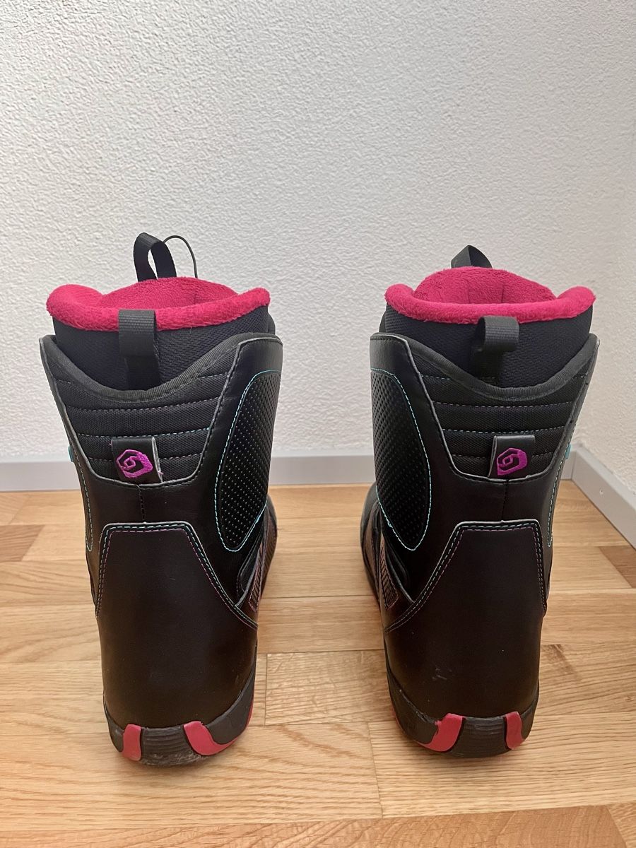 Salomon Scarpe da donna: Snowboard Boots – Usato da Steffisburg venduto da DominicGerber 1