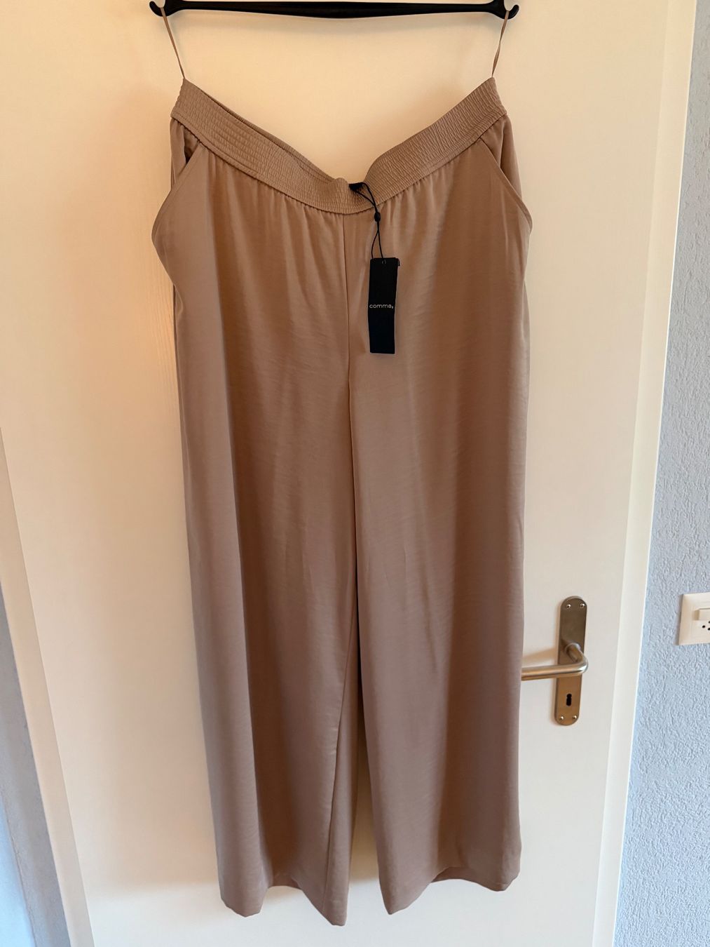 Comma Pantaloni: Comma Hose Gr 42 – Nuovo (secondo la descrizione) da Lohn SH venduto da mathea