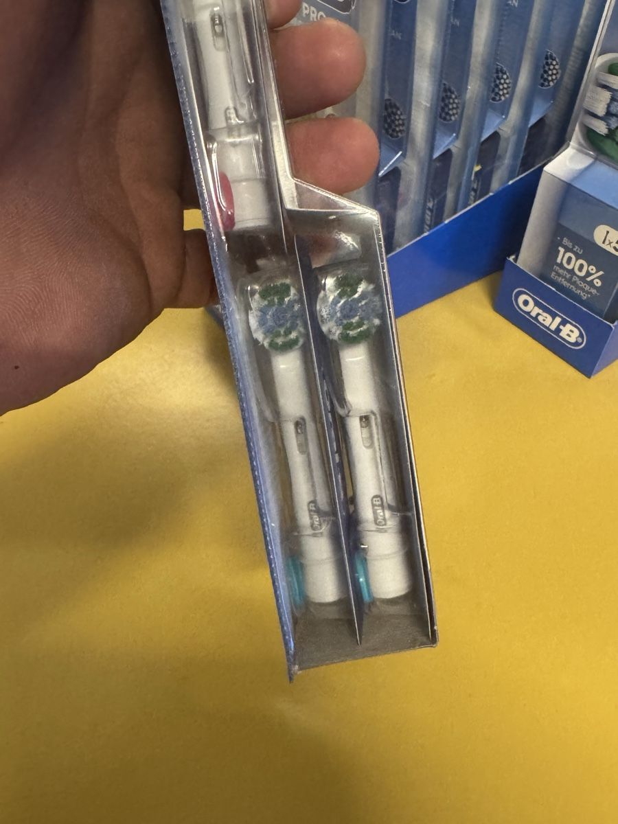 Oral B Cura dei denti: Oral-B Pro Precision Clean Aufsaetze neu  – Nuovo (secondo la descrizione) da Schlieren venduto da Freundlich02 6
