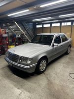 MERCEDES-BENZ E280 W124