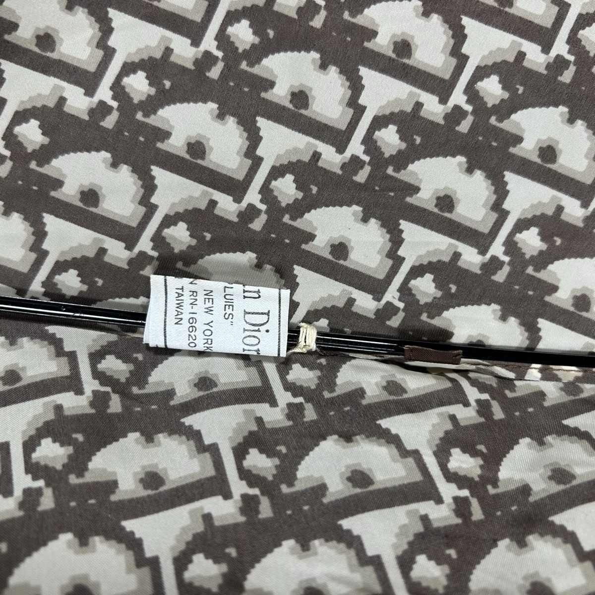 Dior Regenschirme: Christian Dior umbrella – Gebraucht aus La Sagne NE von Matlasape 4