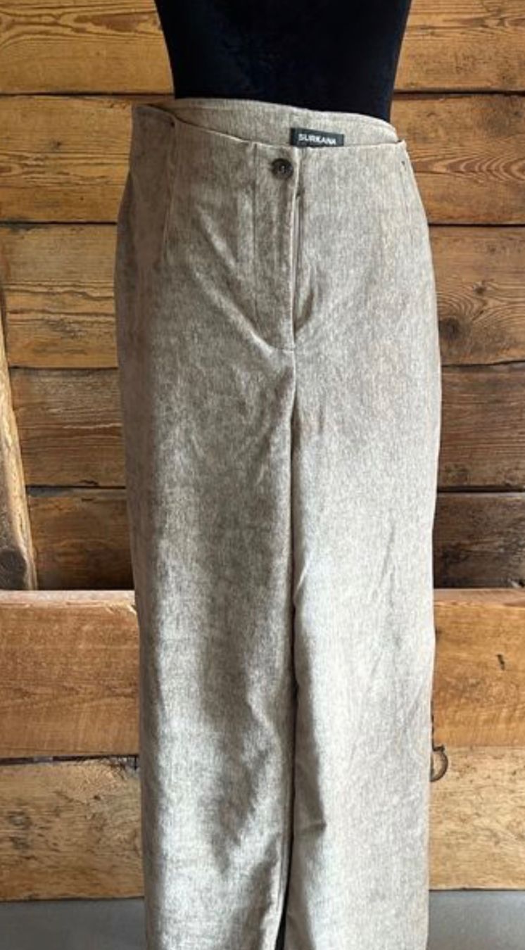 Pantaloni: Surkana pantalon – Nuovo (secondo la descrizione) da Val-d'Illiez venduto da Dombou