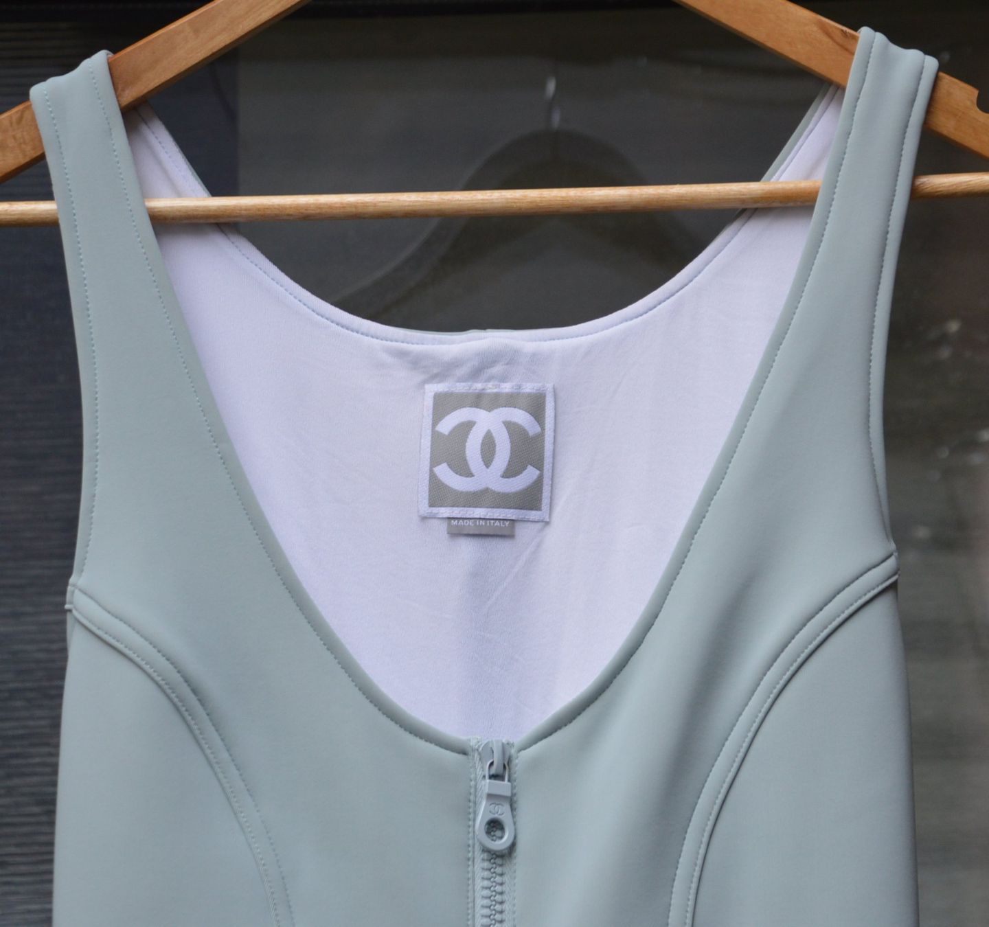Chanel Completi & Tailleur: Chanel Skianzug / combinaison de ski .34 – Usato da Collonges venduto da Auganien 2