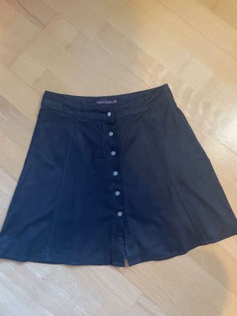 Süsser Minirock von Bershka, Grösse XS, Wildlederoptik