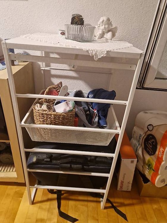 Weisses Regal IKEA mit Körben (Gebraucht) in Zürich für CHF 9.9 – nur ...